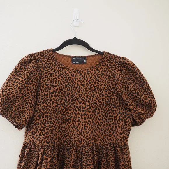 ASOS Design Petite Mini Tiered Smock Dress in Black Brown Leopard Print … - Picture 4 of 5